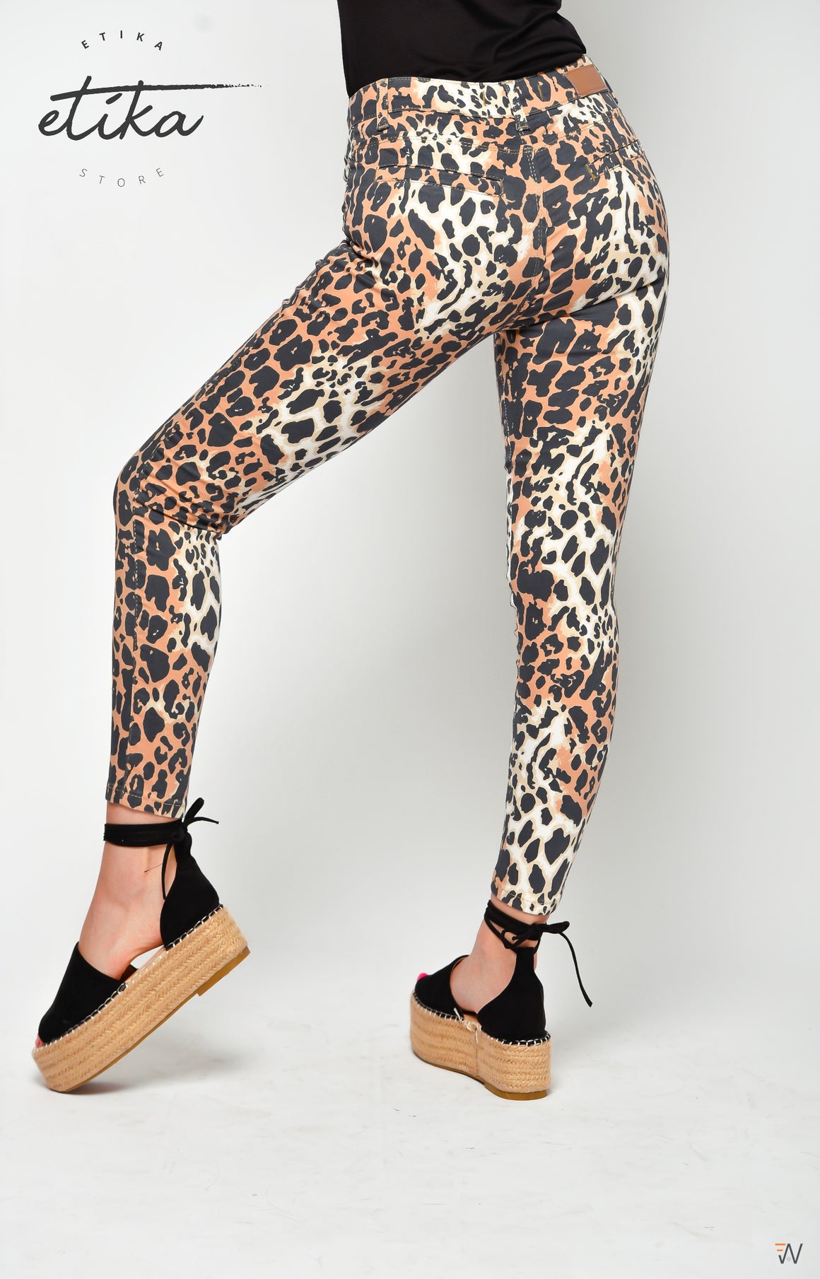 Natalia - Leopard print pants